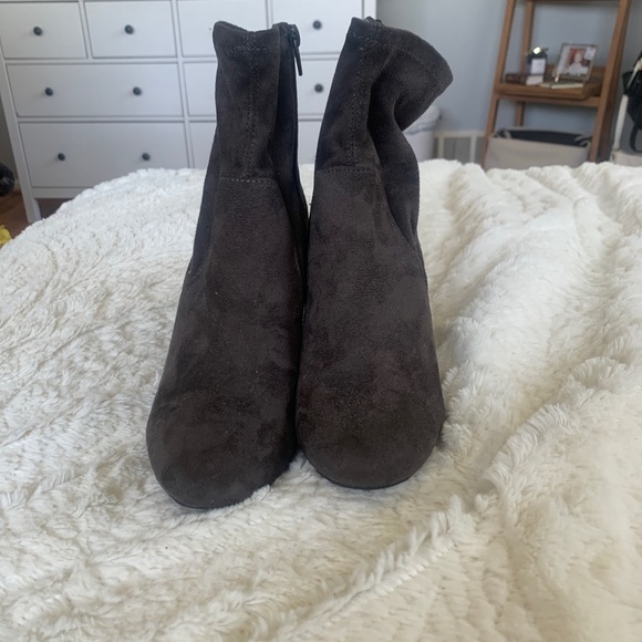 Grey Booties - Picture 2 of 5